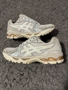 ASICS gel kayano 14